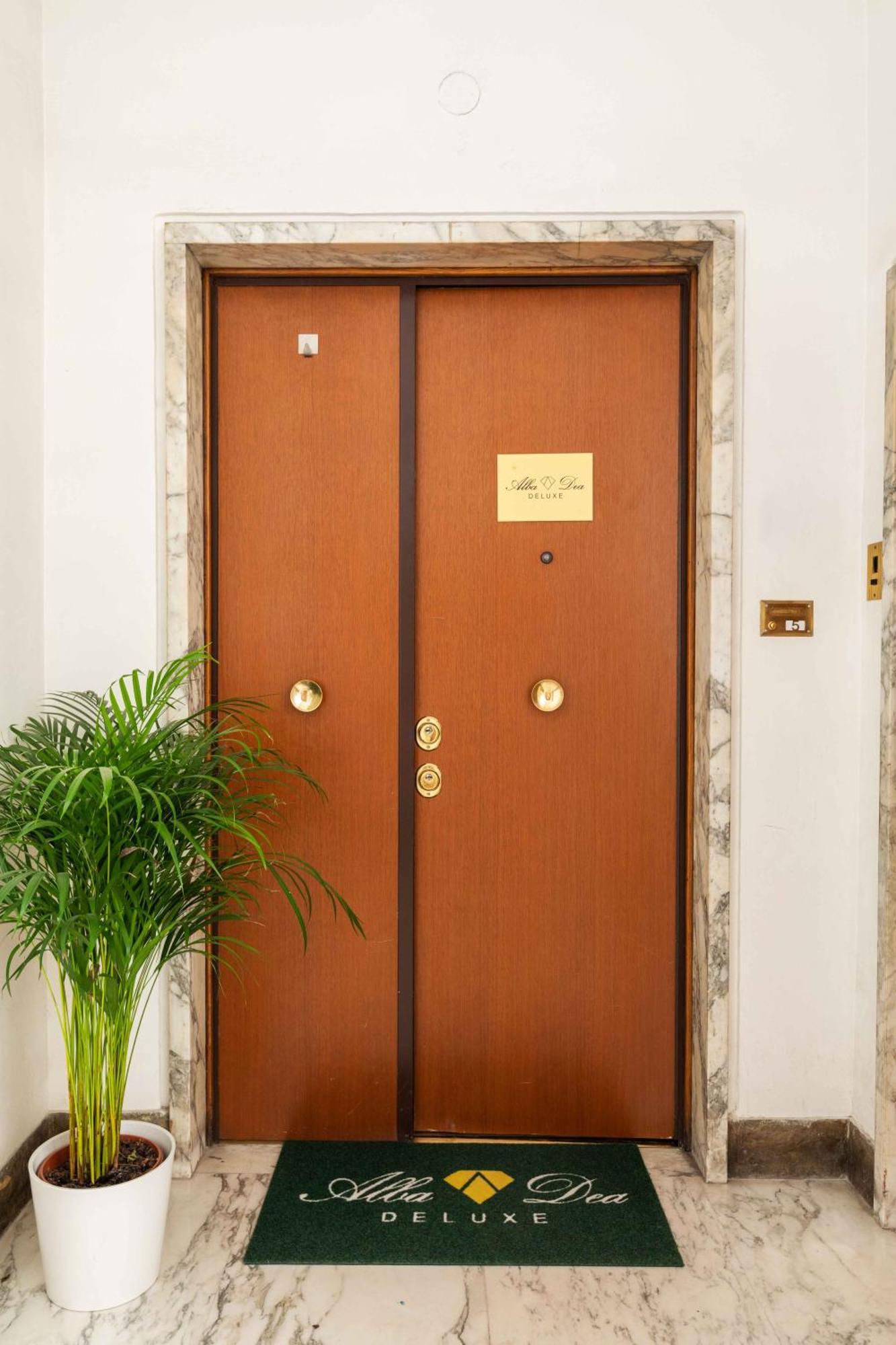 Albadea Deluxe Hotel Roma Exterior foto